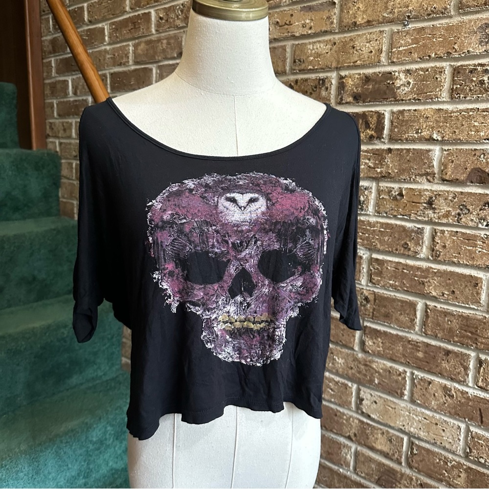 Teenage Runaway Skull Alt Grunge Goth Cold Shoulder Flowy Zip Back Top